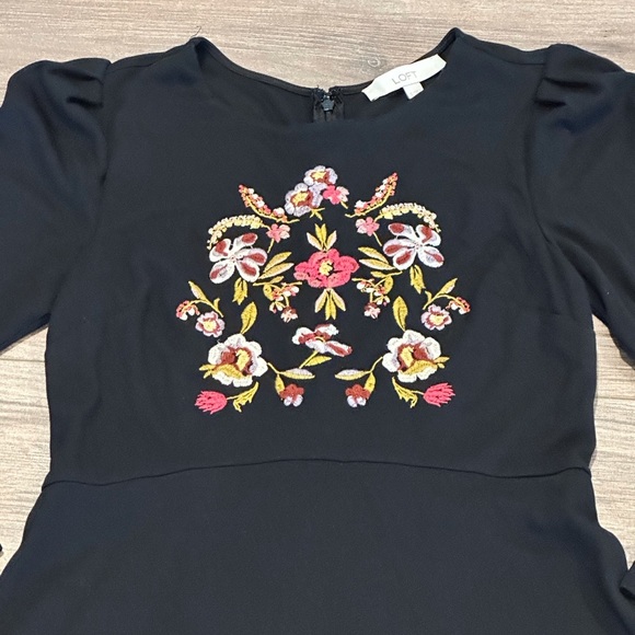 Loft Floral Embroidered Black Dress Size 0 - Picture 5 of 9